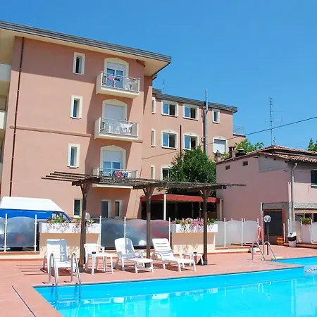 Locazione Turistica I Girasoli.3 * Rimini